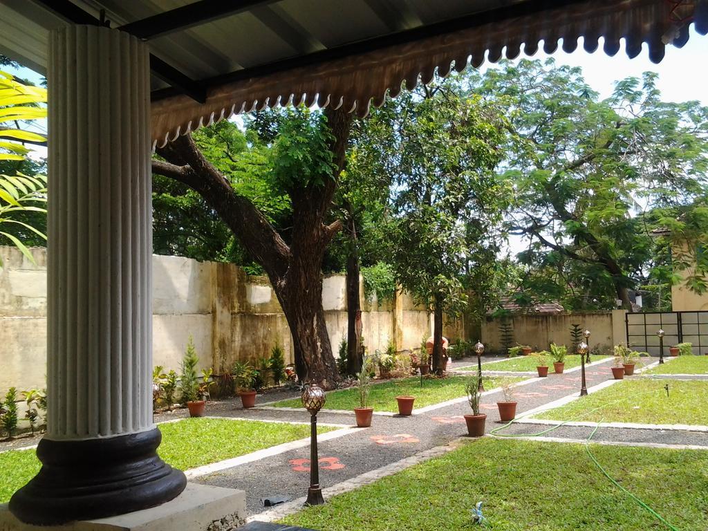 Casa Linda Hotel Kochi Dış mekan fotoğraf